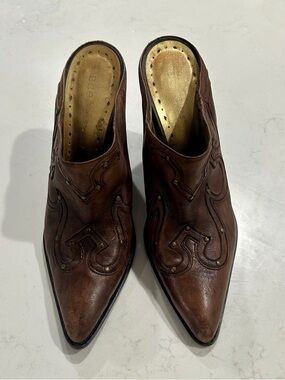 BCBG Brown Leather Pointed Mule Slides/Clogs